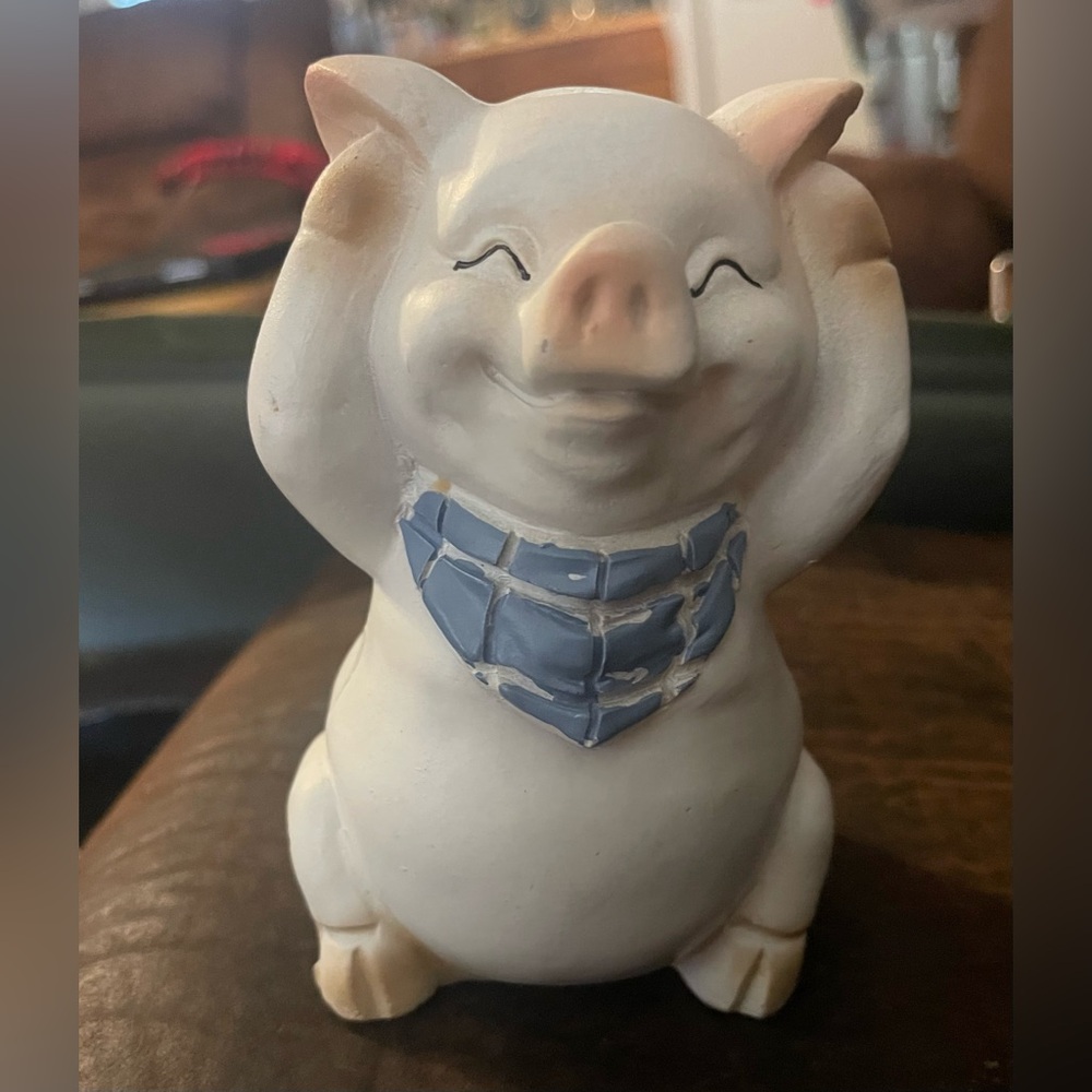 Vintage Pig Figurine Farmhouse Country Bandana Hear No Evil 5"